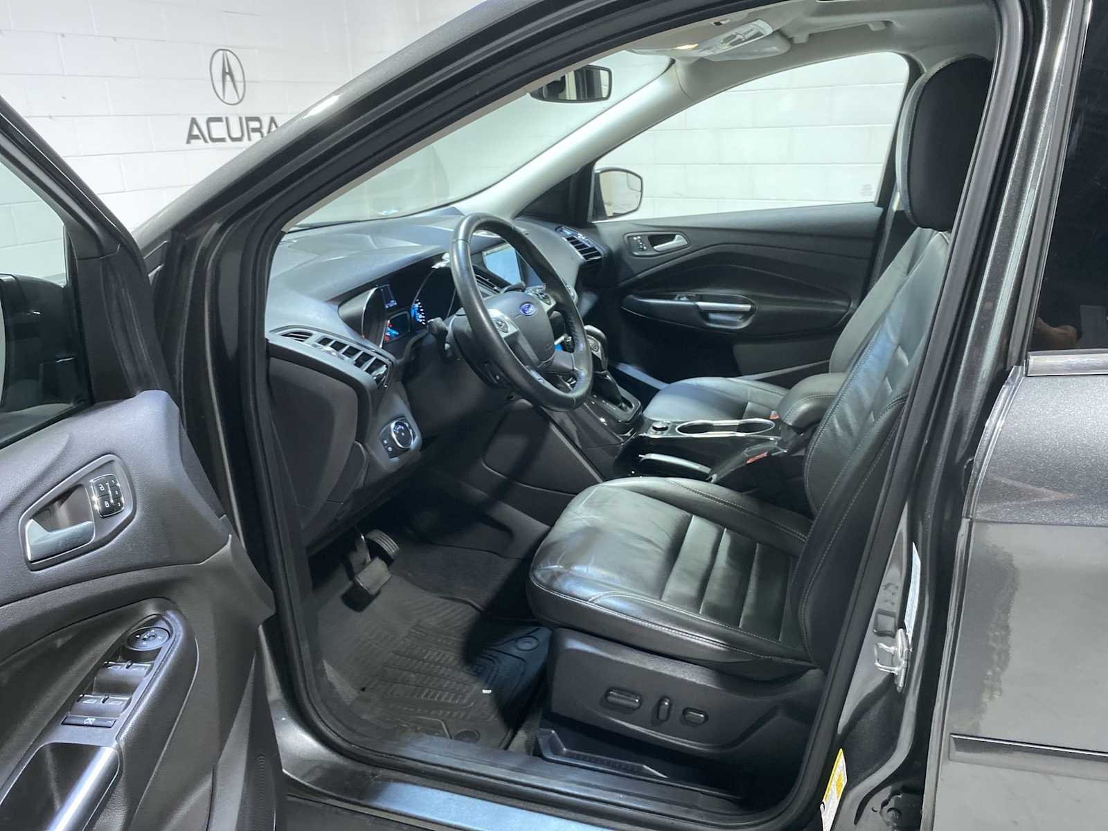 Used 2016 Ford Escape Titanium with VIN 1FMCU9J92GUC06471 for sale in Verona, NJ