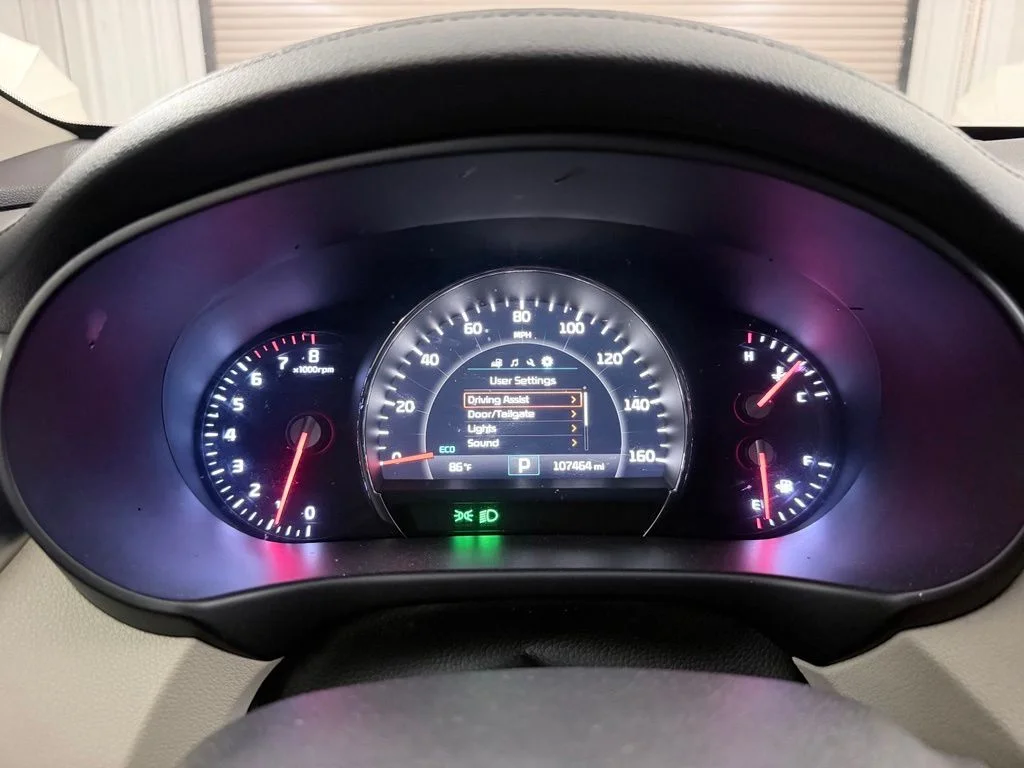 Used 2017 Snow White Pearl Kia EX image 14