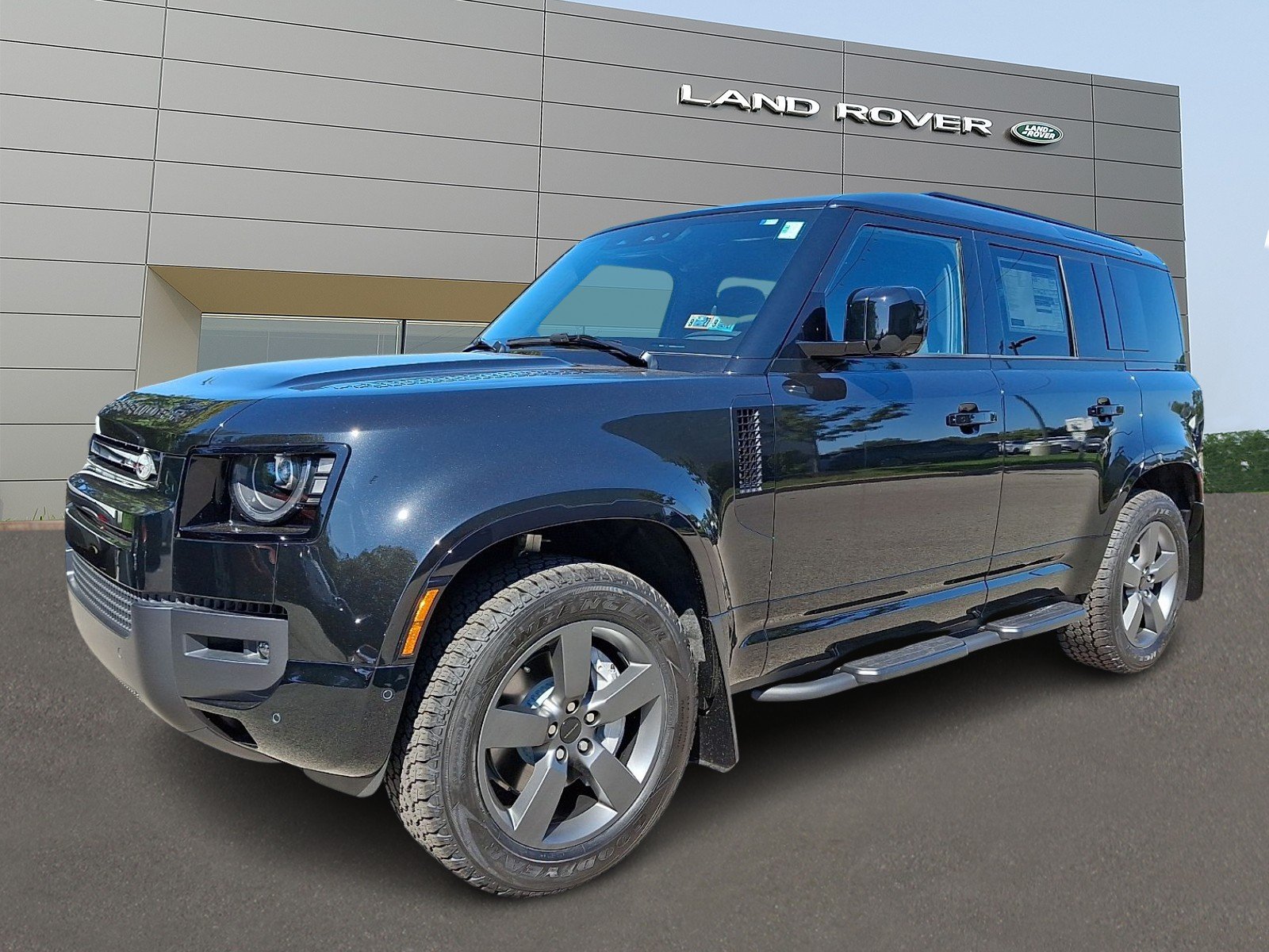 2026 Land Rover Defender