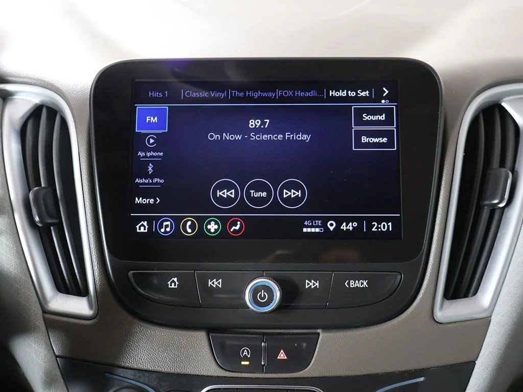 Used 2023 Gray Chevrolet LT image 39