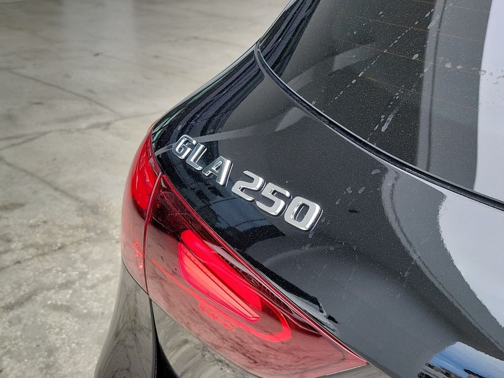 Certified Used 2026 Black Mercedes-Benz GLA 250 image 8