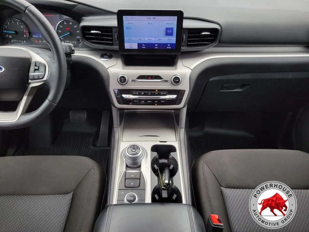 Used 2023 Green Ford XLT image 21
