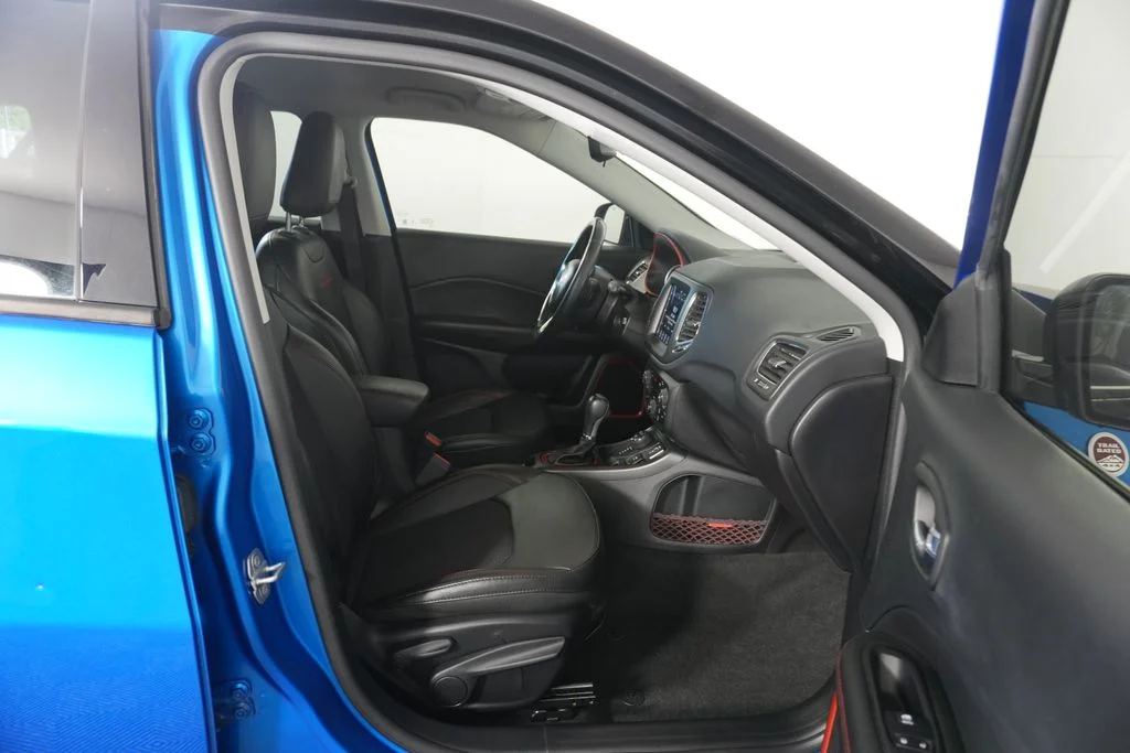 Used 2020 Blue Jeep Trailhawk image 23