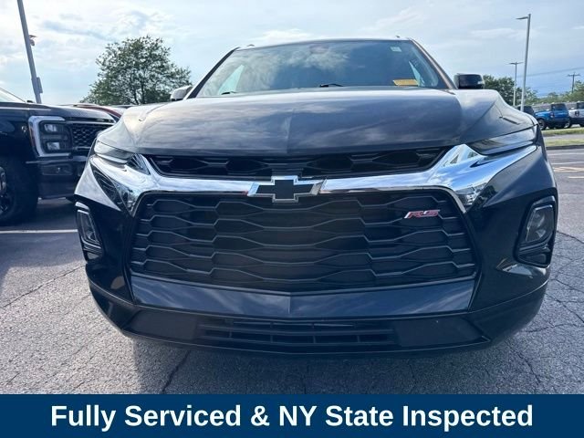 Used 2022 Black Chevrolet RS image 2