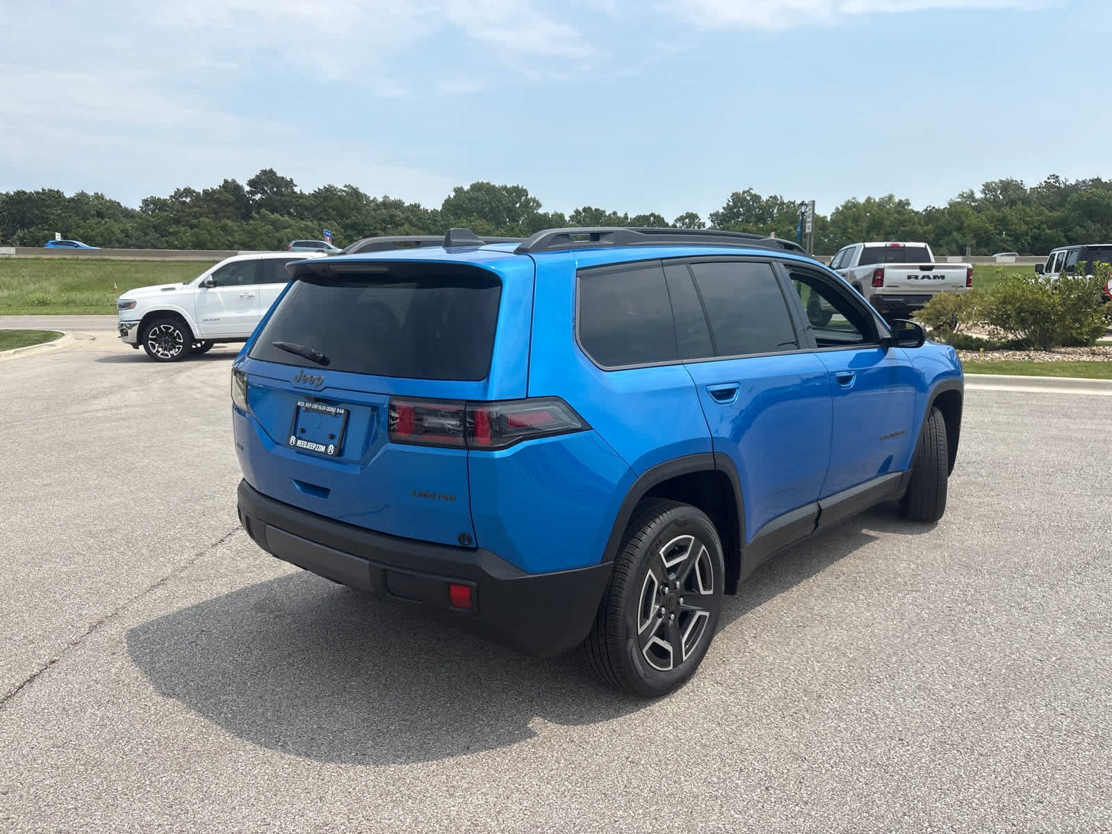 New 2026 Hydro Blue Pearlcoat Jeep Limited image 10