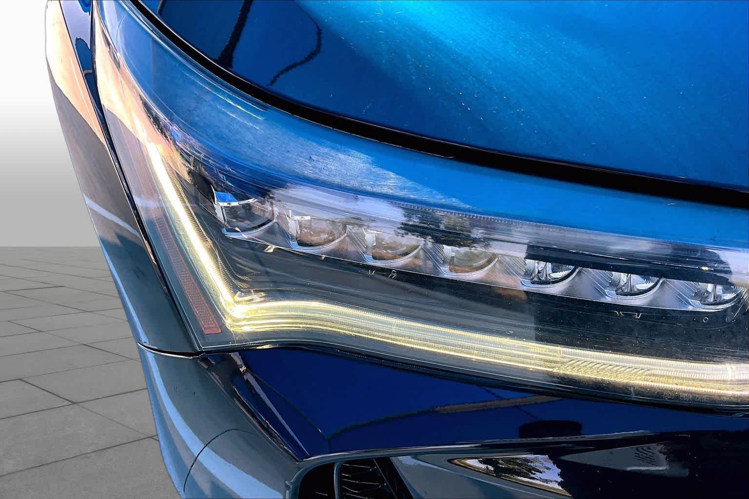 Used 2022 Majestic Black Pearl Acura w/A-Spec Package image 28