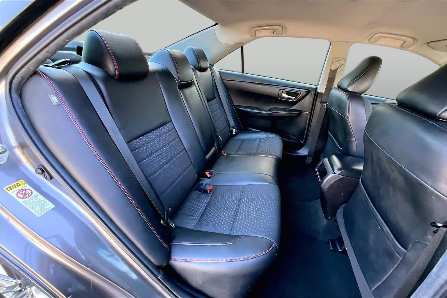 Used 2015 Predawn Gray Mica Toyota SE image 20
