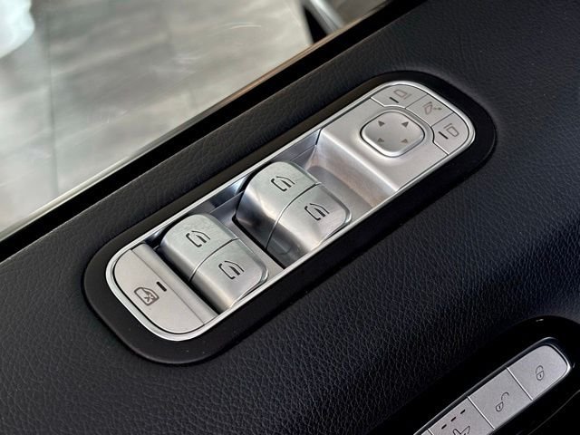 Certified Used 2025 Black Mercedes-Benz G 550 image 16