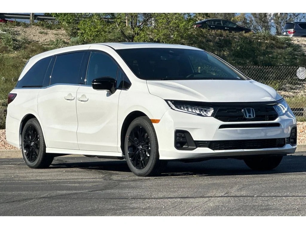 New 2026 Platinum White Pearl Honda Sport-L image 2