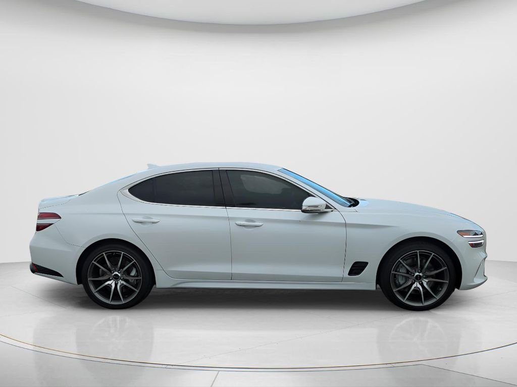 New 2026 White Genesis 2.5T image 4