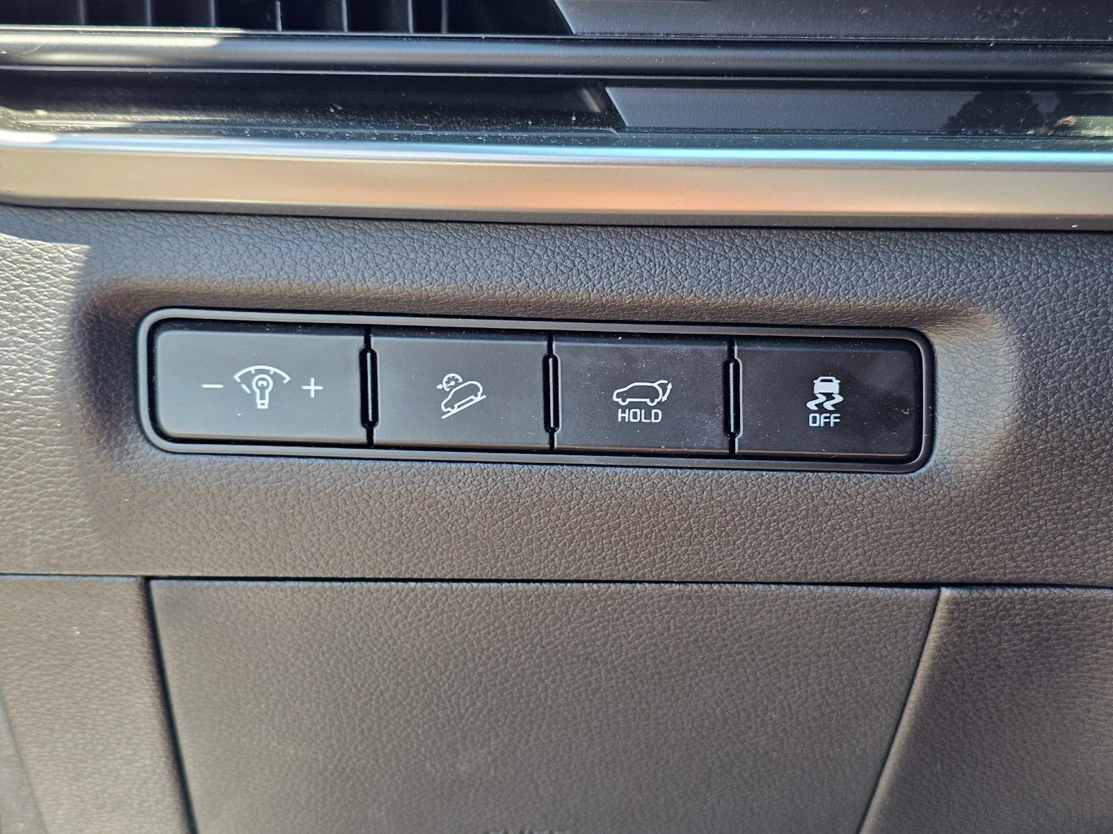 Used 2023 Glacial White Pearl Kia EX image 19