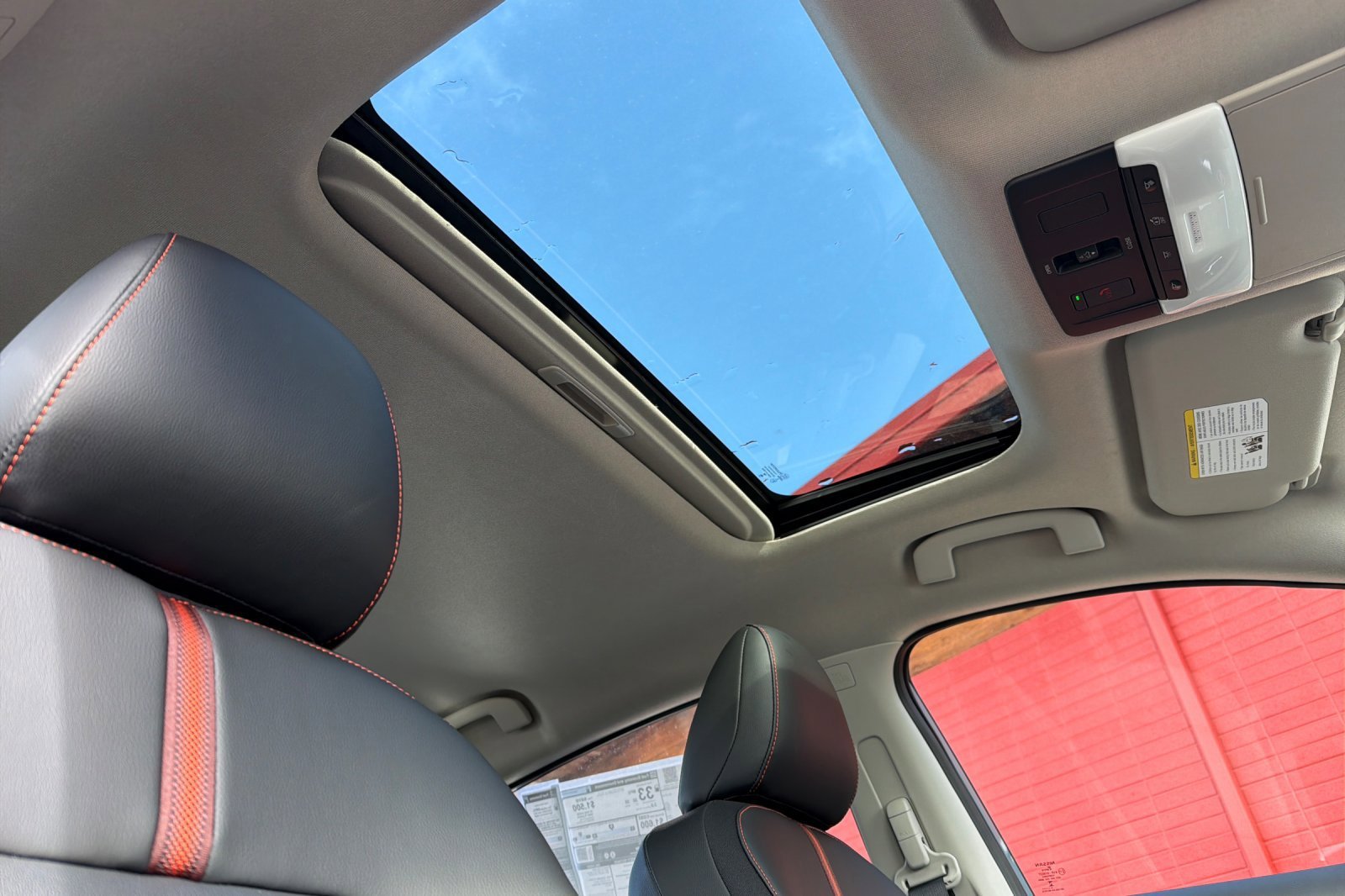 New 2025 Atlantic Gray Metallic/Super Black Nissan SR image 13