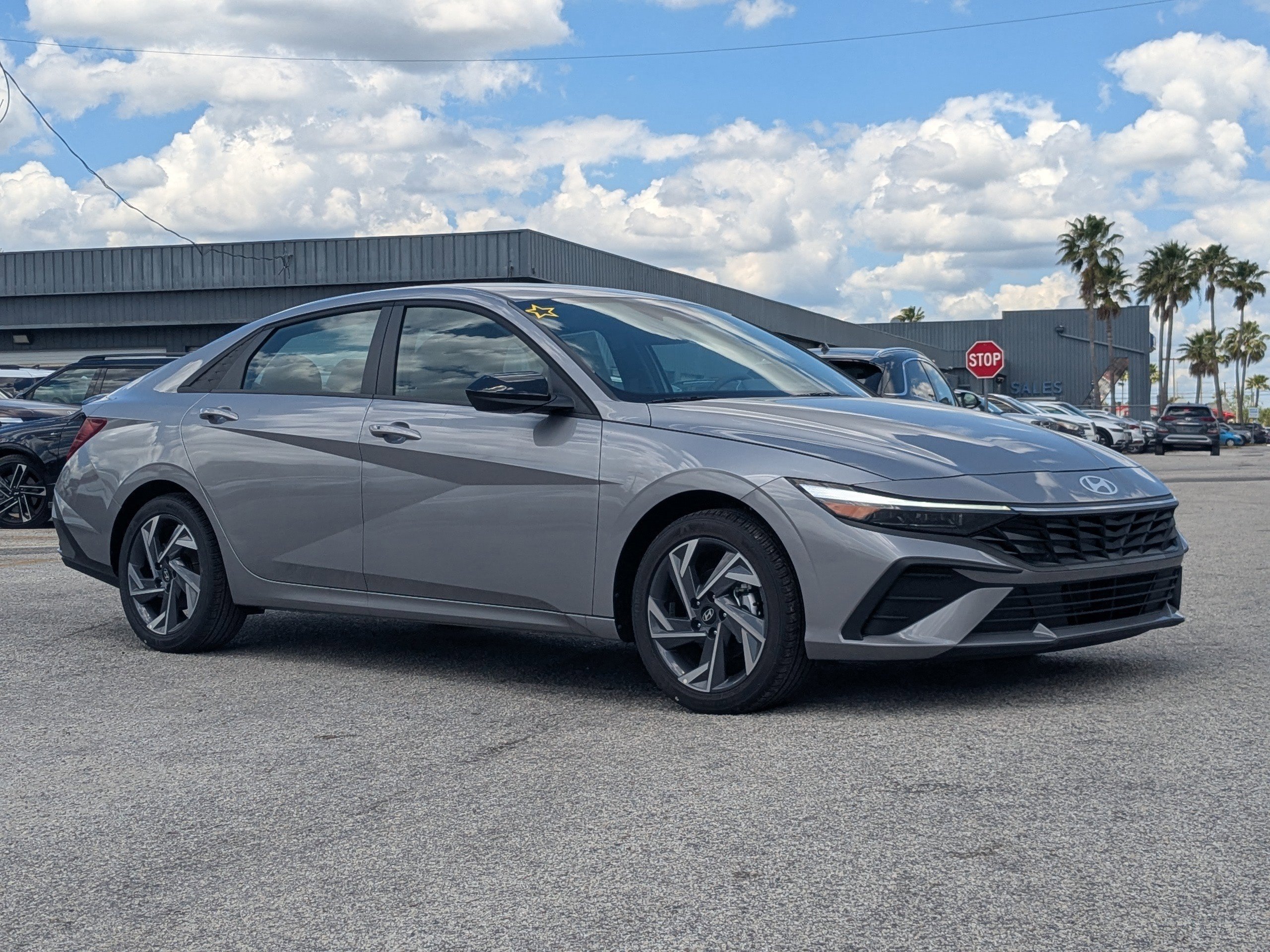 2025 Hyundai Elantra SEL