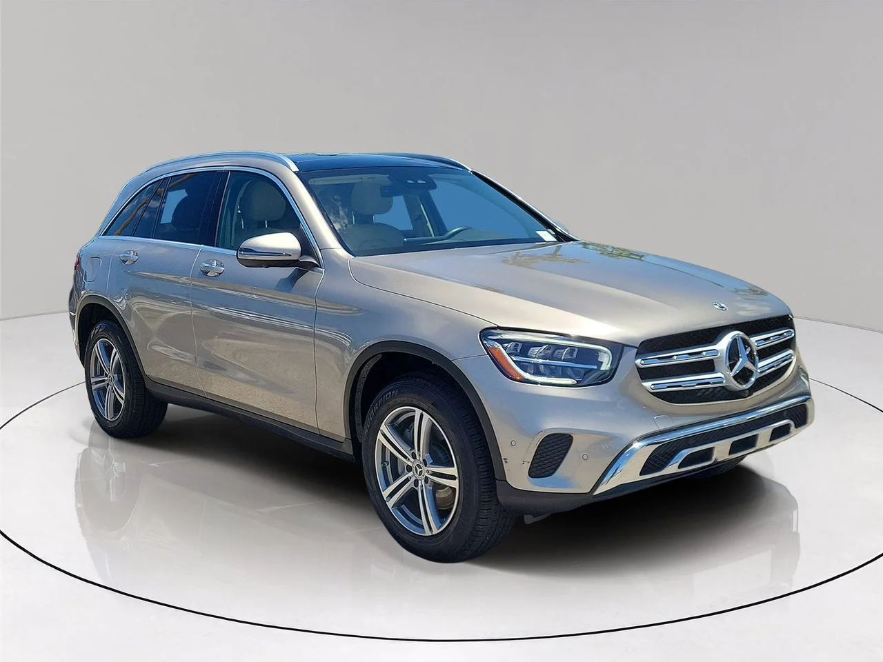 Certified Used 2022 Silver Mercedes-Benz GLC 300 image 3