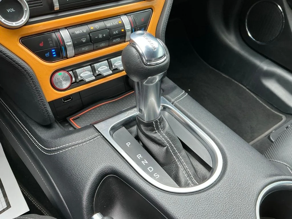 Used 2022  Ford GT Premium image 48