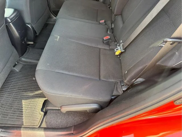 Used 2016 Red Toyota XLE image 9