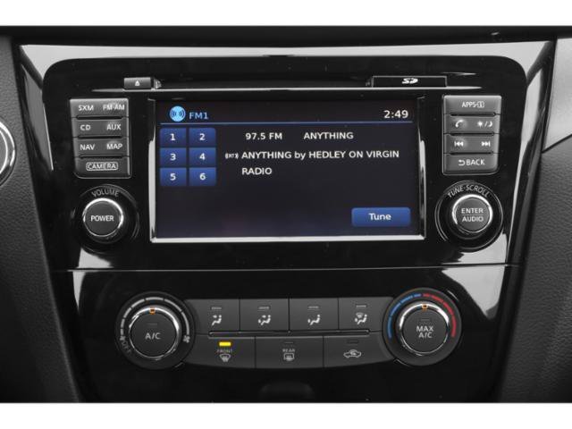 Used 2015 Cayenne Red Nissan SV image 13