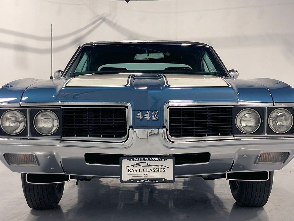 Used 1969  Oldsmobile  image 17