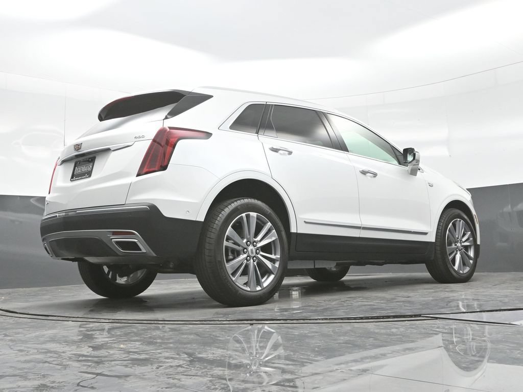 New 2026 Crystal White Tricoat Cadillac Premium Luxury image 24