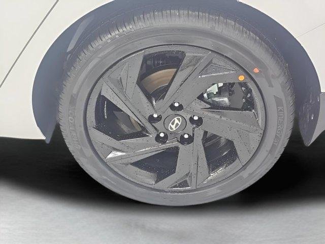 New 2026 White Hyundai SEL Sport image 31