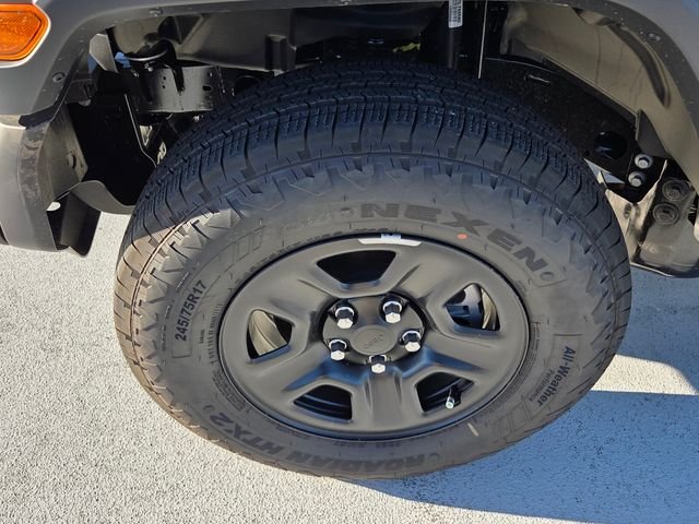 New 2026 Granite Crystal Metallic Clearcoat Jeep Sport image 11