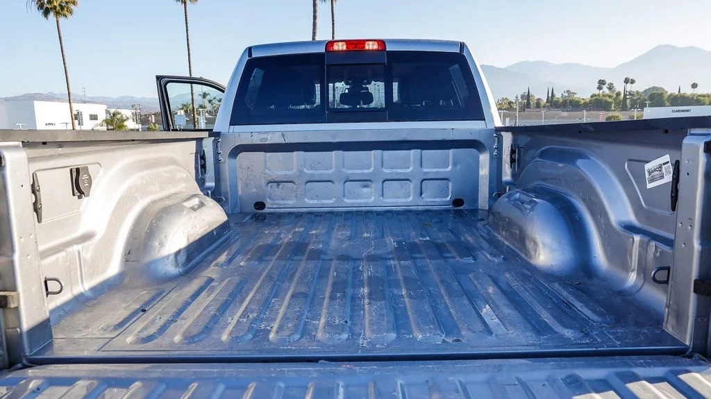 Used 2024 Silver Ram Laramie image 29