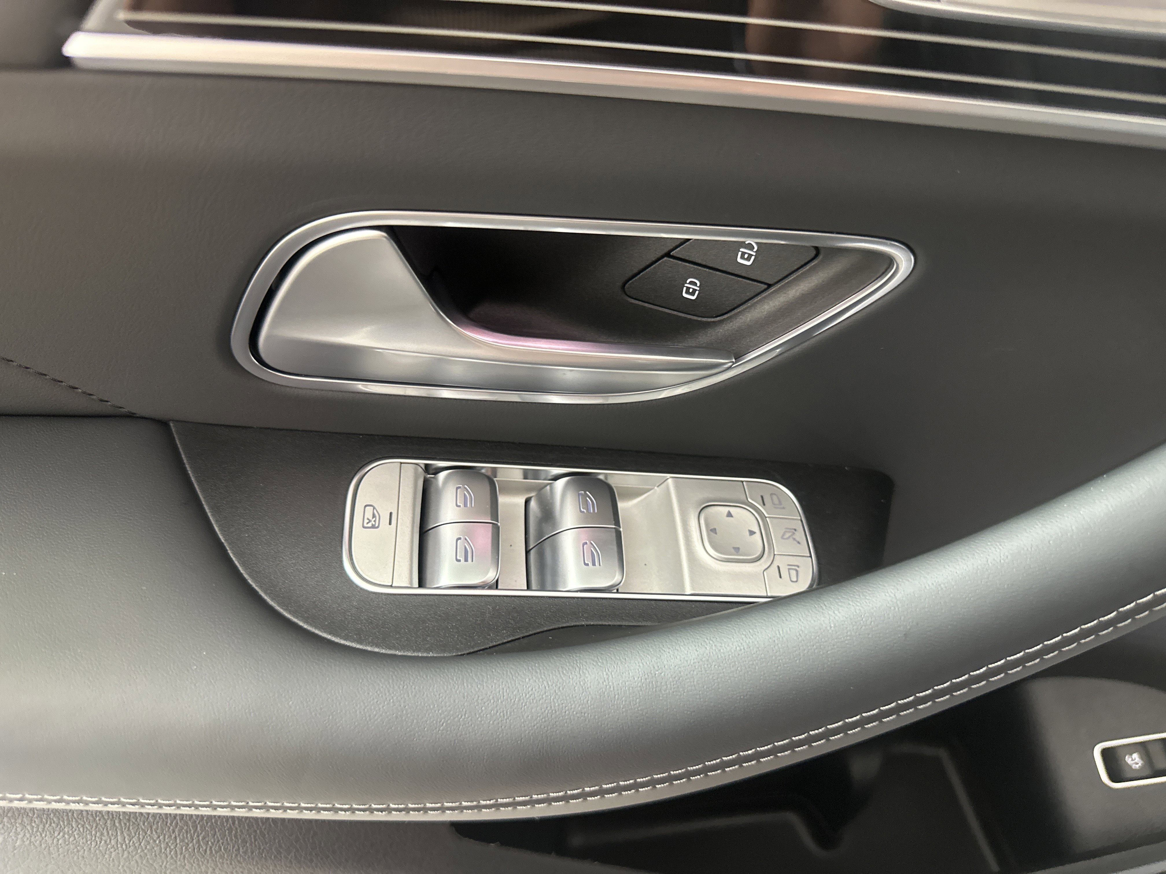 New 2026 Selenite Grey Metallic Mercedes-Benz AMG® GLE 53 4MATIC+ Coupe image 11