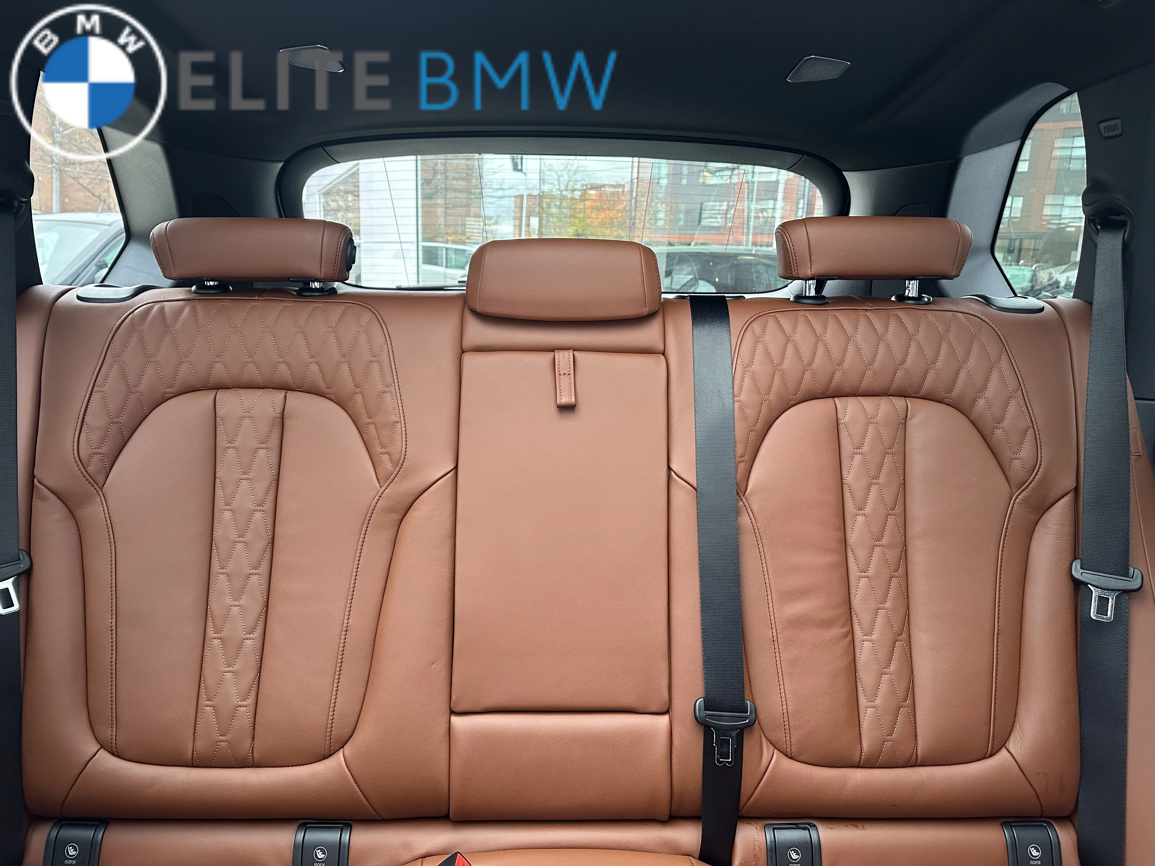 Used 2026 BLACK SAPPHIRE METALLIC BMW XDRIVE40I image 22