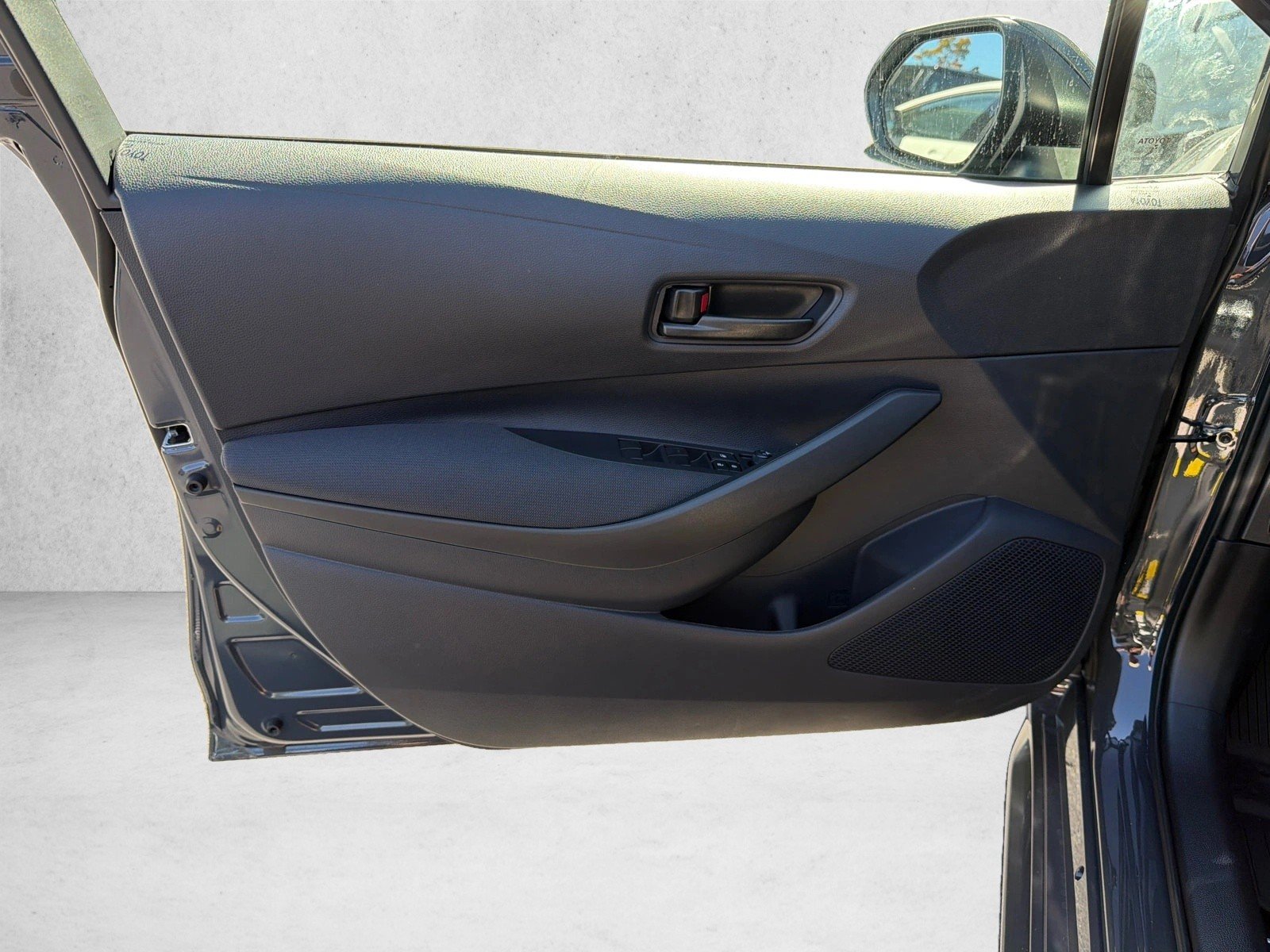New 2027 Underground Toyota LE image 10