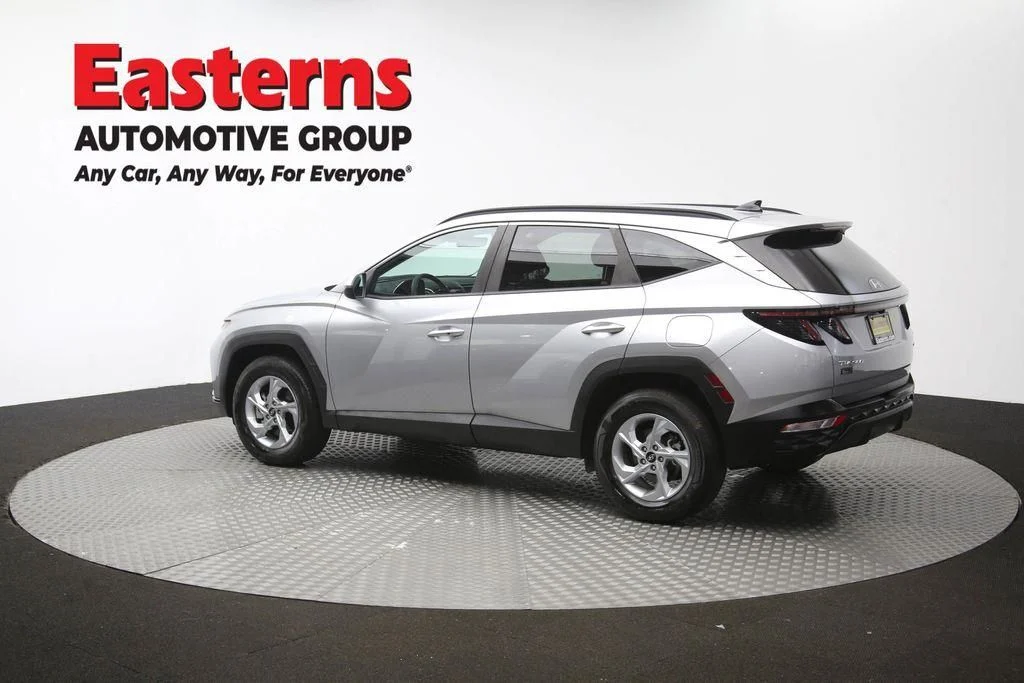 Used 2022 Silver Hyundai SEL image 59