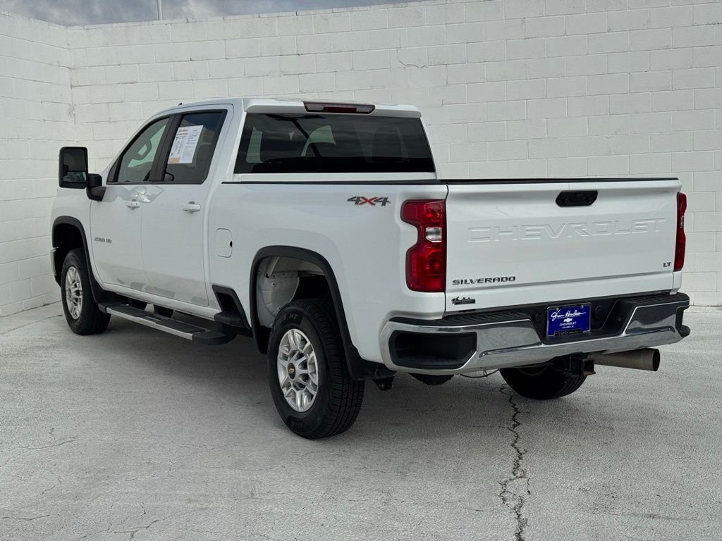 Used 2025 White Chevrolet LT image 11