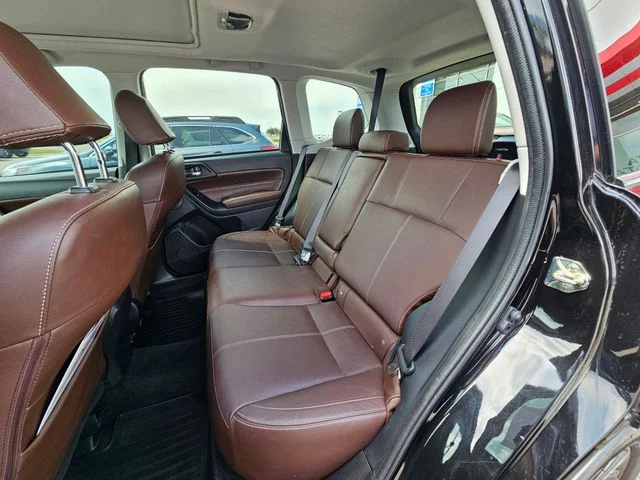 Used 2018 Crystal Black Silica Subaru 2.0XT Touring image 20