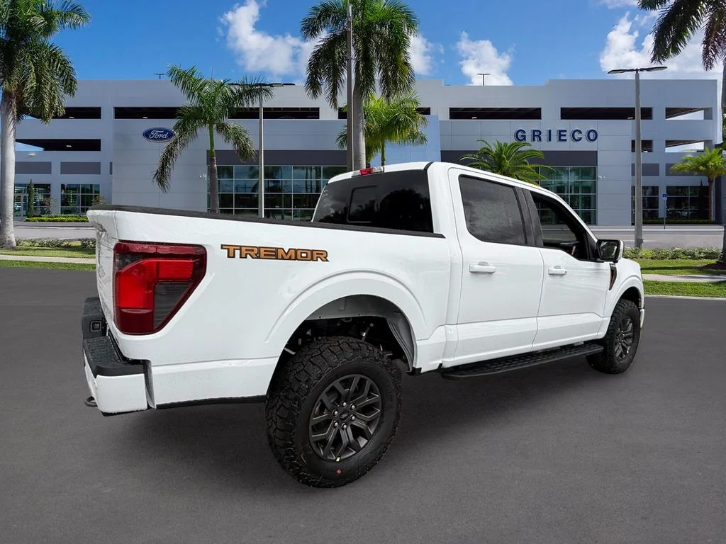 New 2026 Oxford White Ford Tremor® image 7