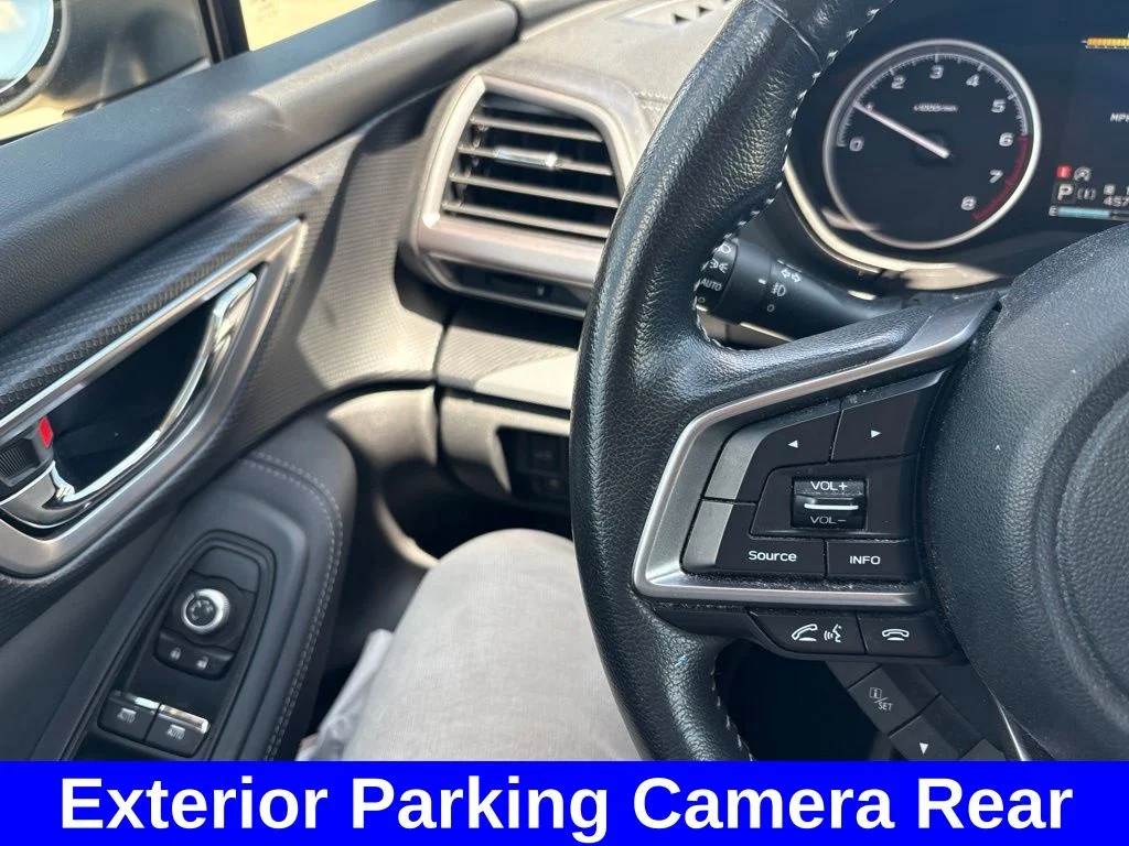 Used 2020 Silver Subaru Limited image 19