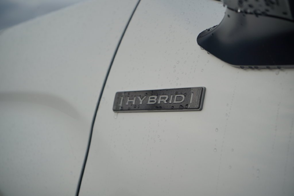 New 2026 CRYSTAL WHITE PEARL Subaru Premium Hybrid image 9