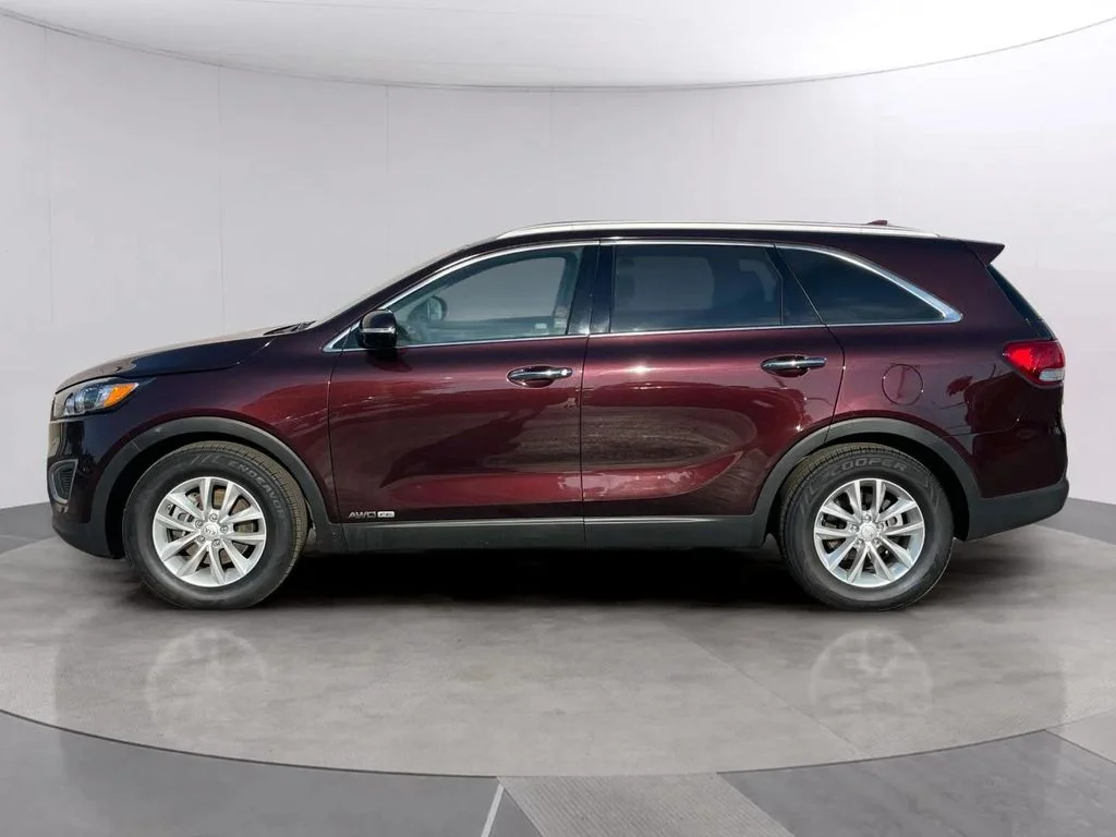 Used 2016 Kia Sorento LX with VIN 5XYPGDA56GG036775 for sale in Racine, WI