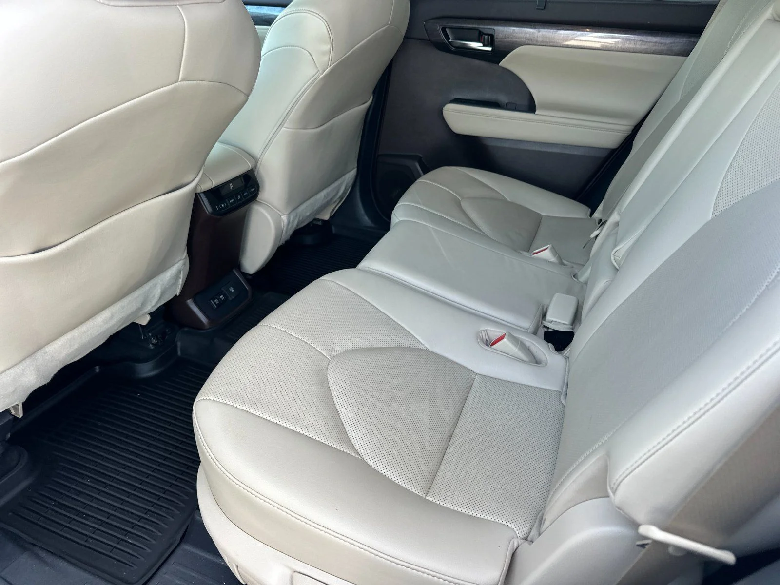 Used 2021 Blizzard Pearl Toyota Limited image 11