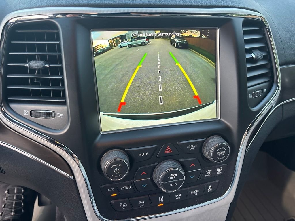Used 2018 White Jeep Limited image 29