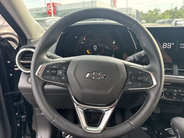 Used 2025 Black Chevrolet ACTIV image 14
