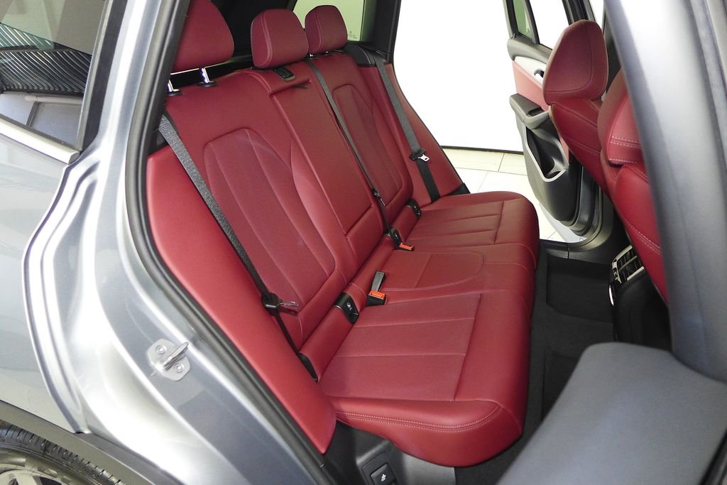 Used 2023 Skyscraper Gray Metallic BMW sDrive30i image 20