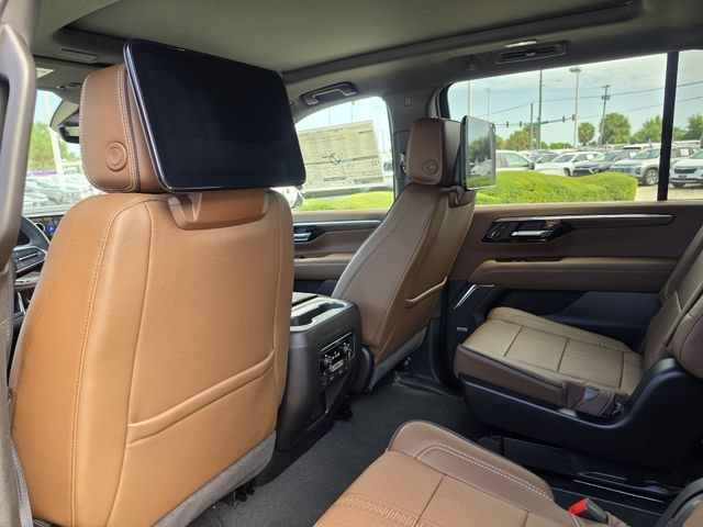 2026 Chevrolet Suburban High Country - Photo 13