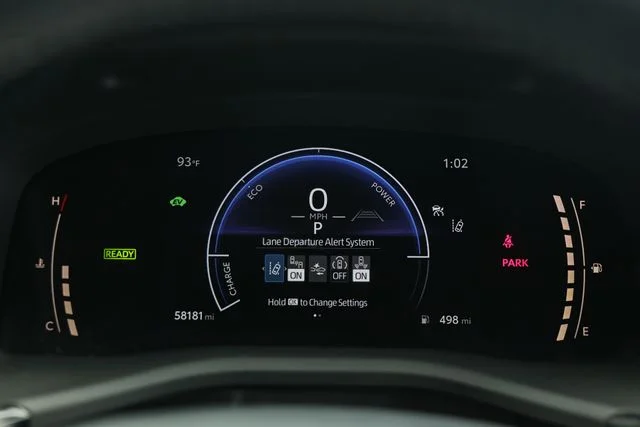 Used 2025 Ice Cap Toyota SE image 31