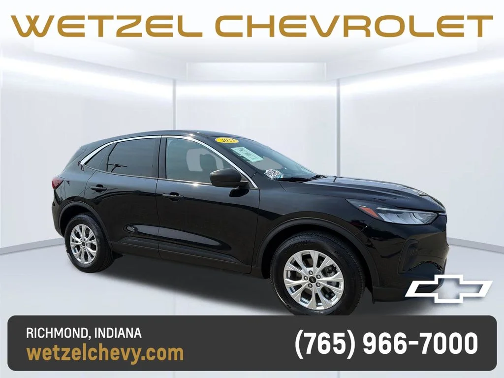Used 2023 Black Ford Active image 1