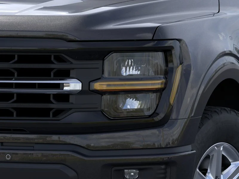 New 2026 Agate Black Metallic Ford XLT image 18