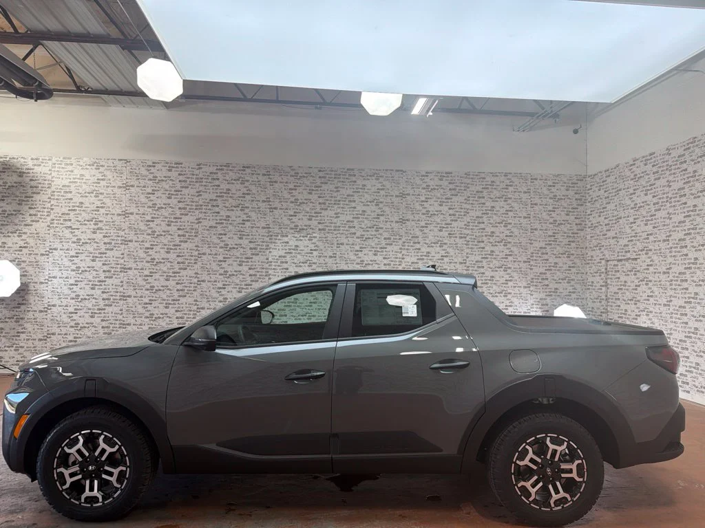New 2027 Hampton Gray Hyundai XRT image 4