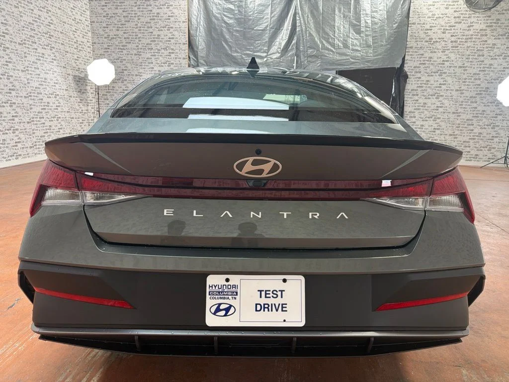 New 2026 Amazon Gray Hyundai SEL Sport image 6