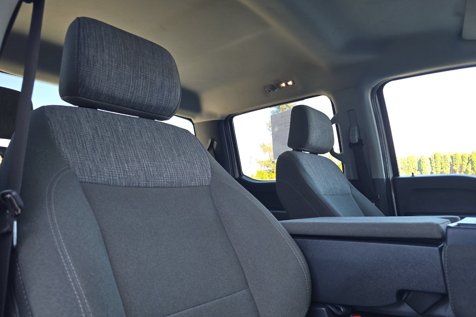 Used 2023  Ford XLT image 17