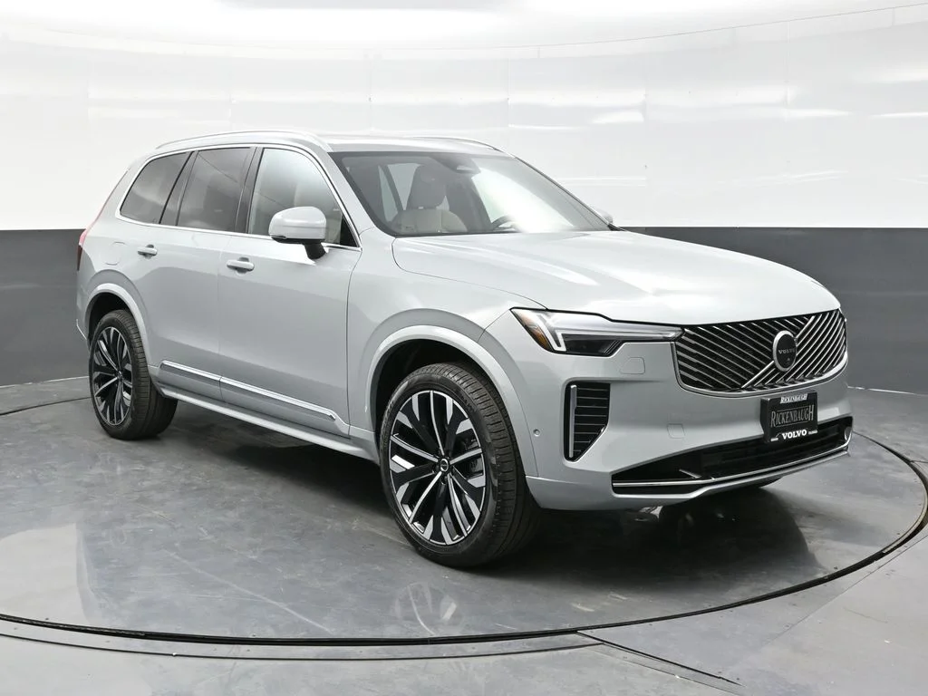 2026 Volvo XC90 T8 Recharge Plus Bright 7-Seat 4WD's photo