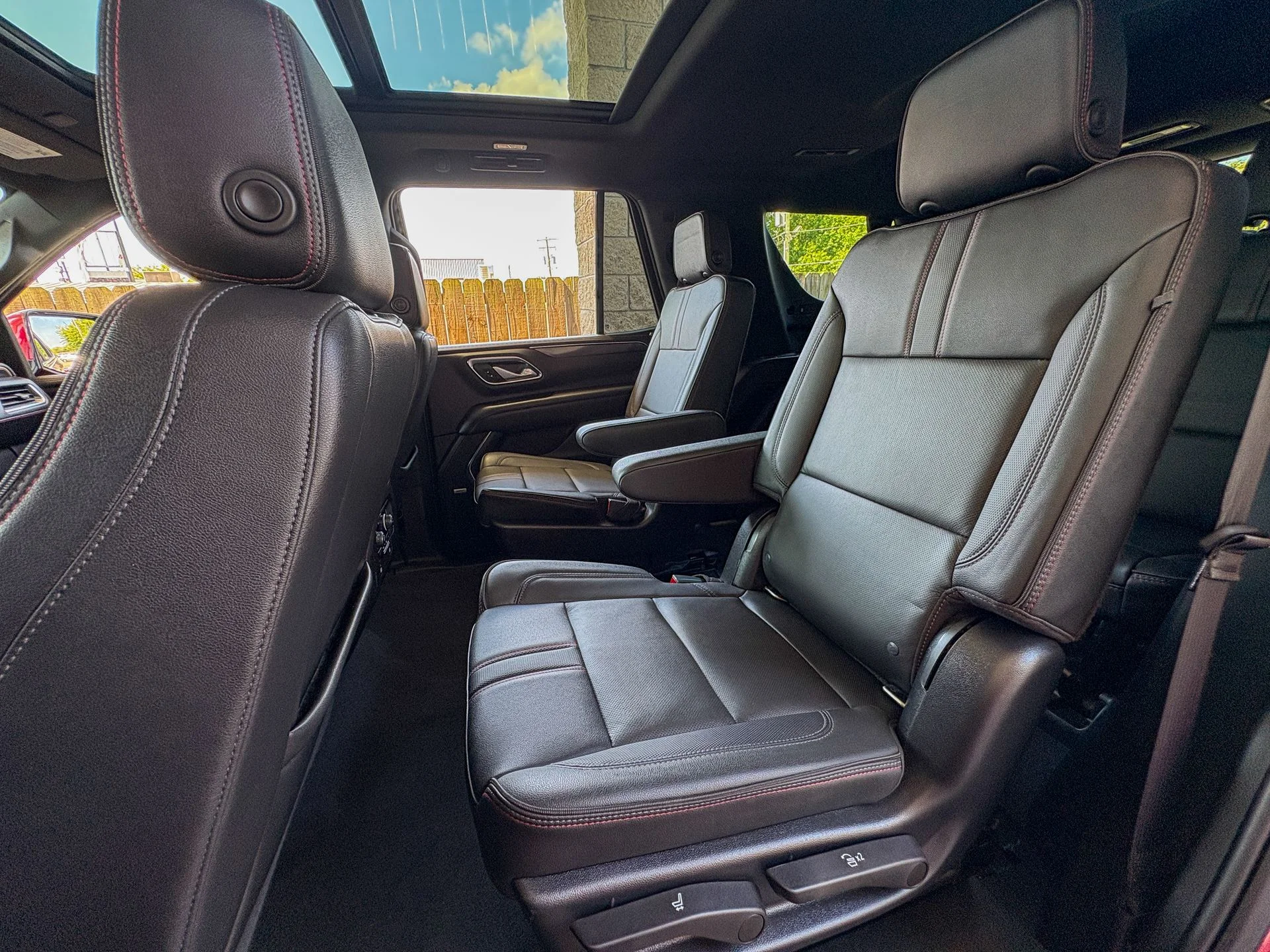 Used 2022 Red Chevrolet RST image 28