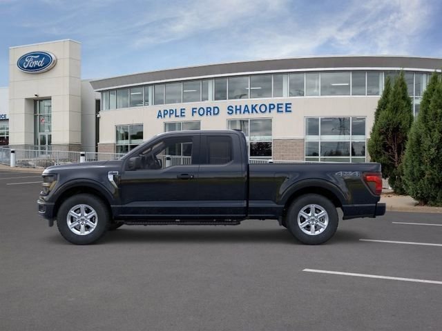 New 2026 Black Ford XLT image 3